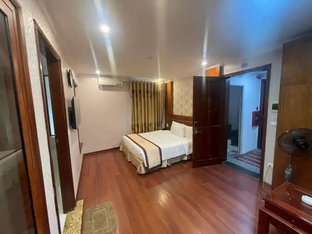 Ngoc Lan 2 Hotel- by Bay Luxury - photo 2