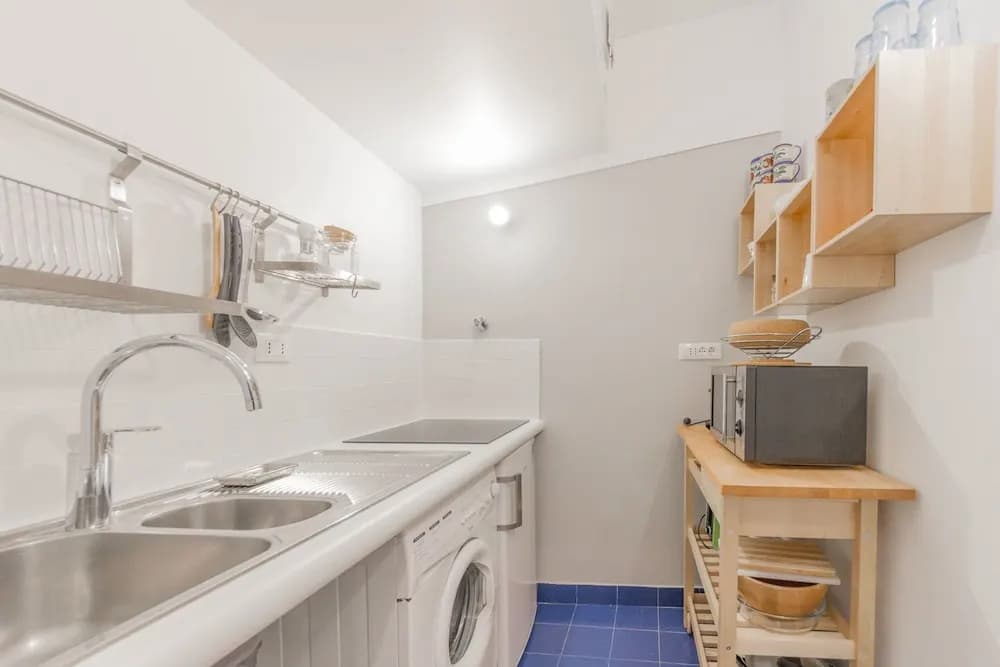 Panieri Apartment - photo 13