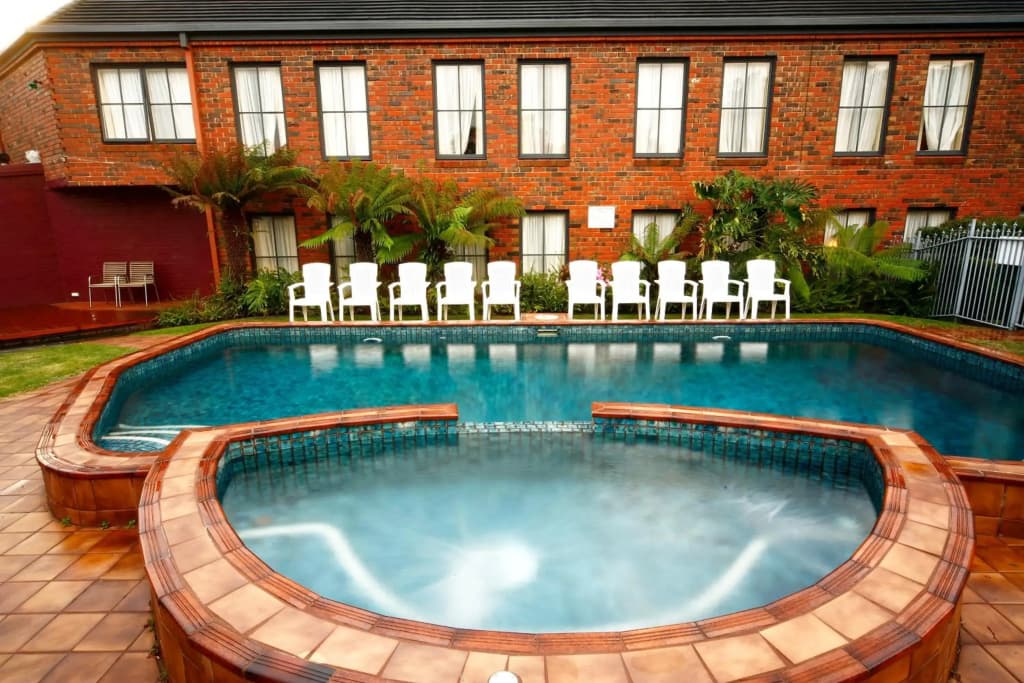 Buckingham Apartments - photo 14