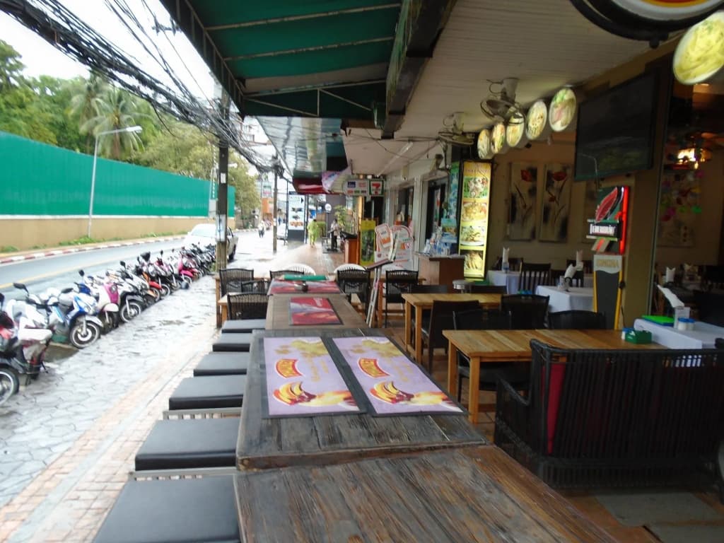 Kata Green Beach Hotel - photo 21