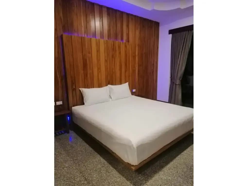 Jairak Hotel - photo 4