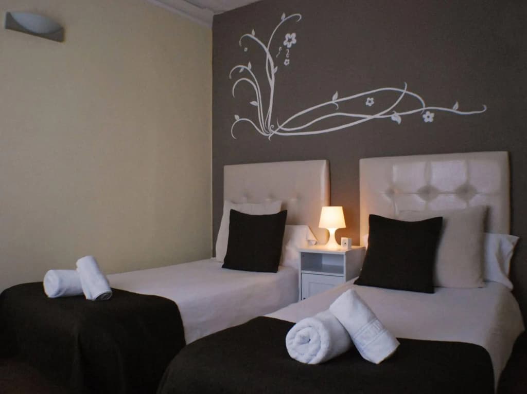 Petit Hotel - photo 4