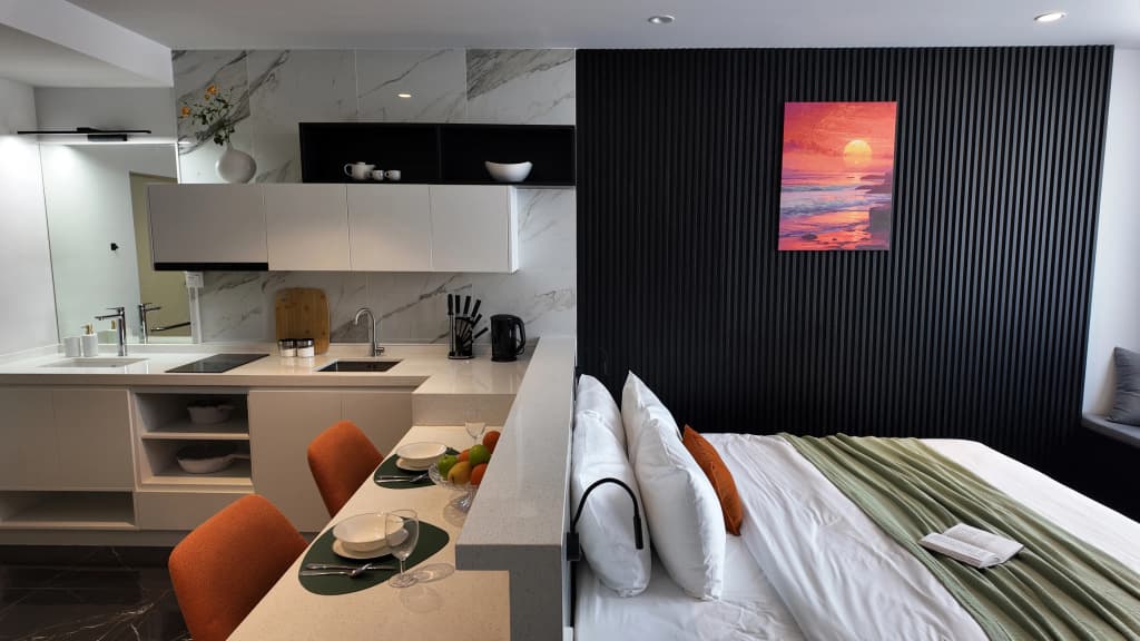 Sunset Noir Studio at Nai Harn Beach Flat - photo 17