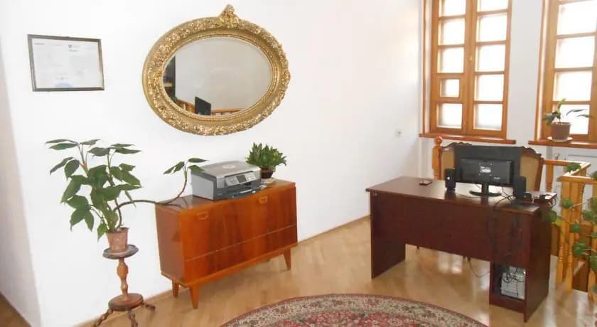 Room 404 - photo 3