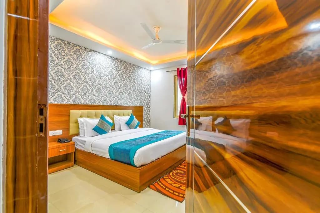 Hotel Luxe Stay - photo 6