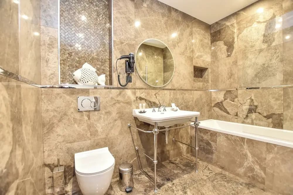 Authentic Apartment - 2br/6p - Near Opera Garnier - photo 10