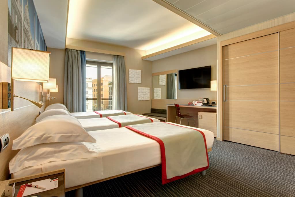 iQ Hotel Roma - photo 3