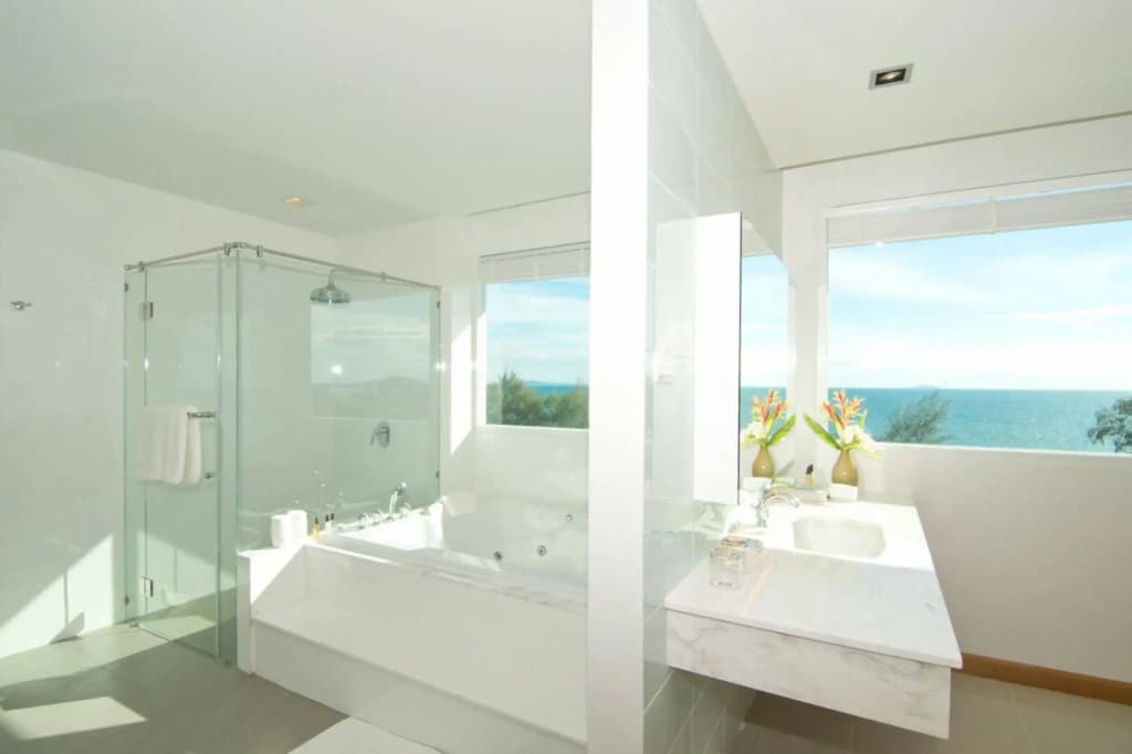 Welcome World Beachfront Resort - photo 8