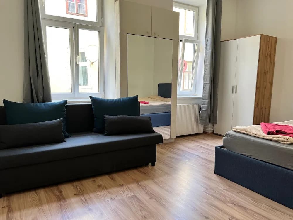 Welcoming 4BR shared Apt.-best location - photo 30