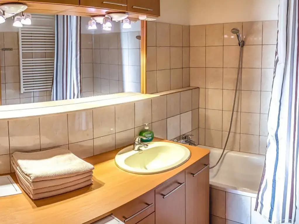 DnD Apartments - photo 8