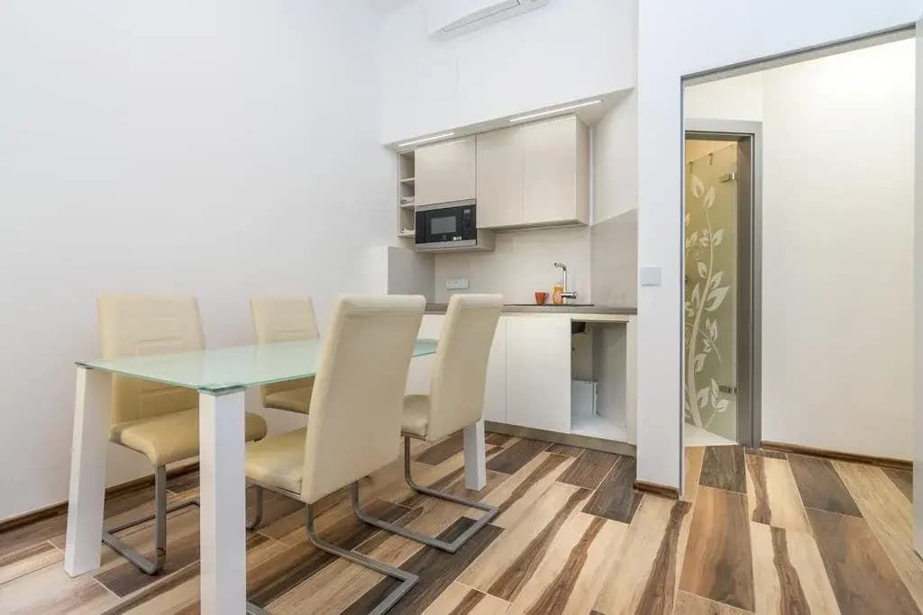 Bilkova Apartments - photo 24