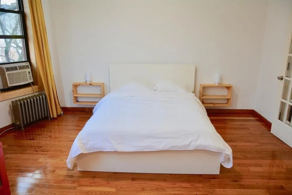 The Topping Three-Bedroom Apartment - photo 1
