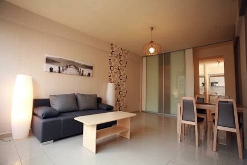 City Deluxe Apartments - photo 4