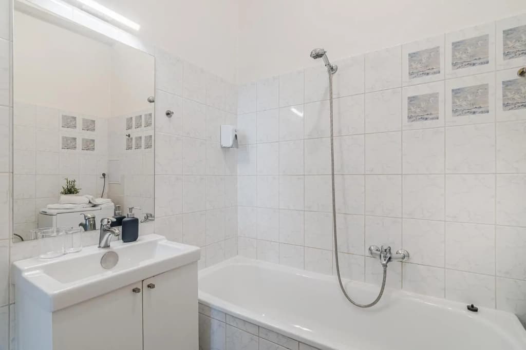 APT in center Prague w Netflix by Michal&Friends - photo 8