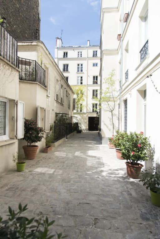 Style In South Pigalle - main photo