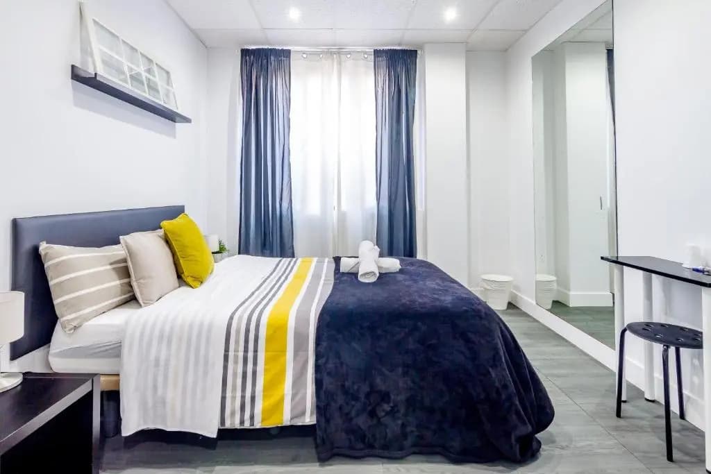 AYZ Ulises - Auto check-in property - photo 4