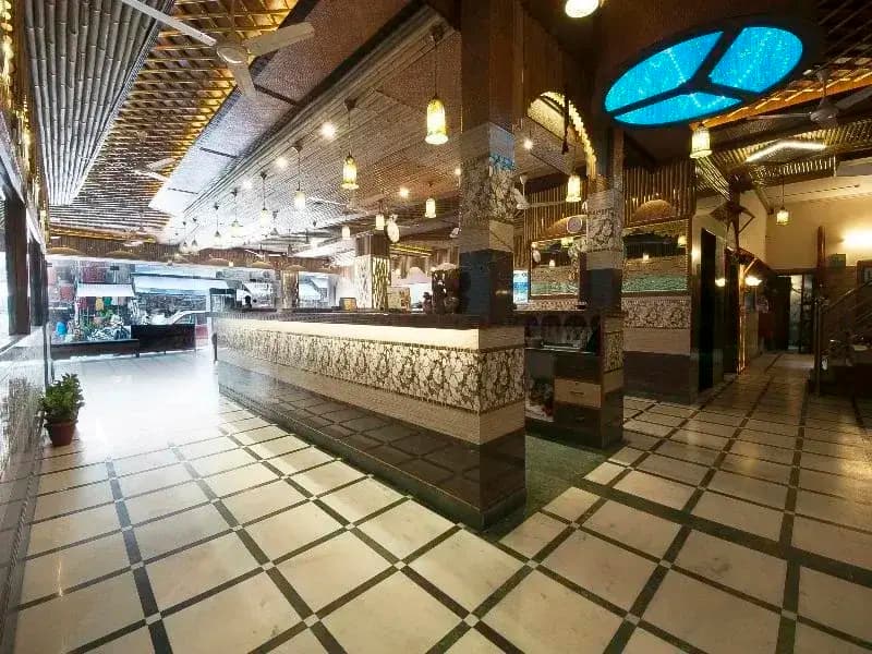 iLodge  Main Bazaar - photo 5