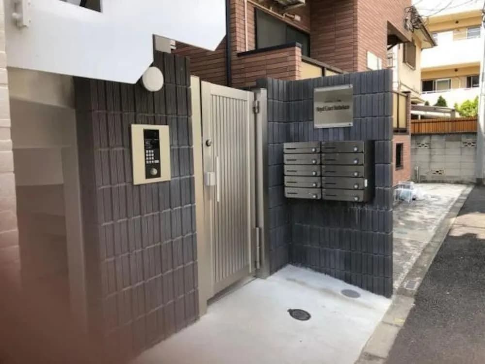 Ikebukuro Colorbee Hostela - photo 1