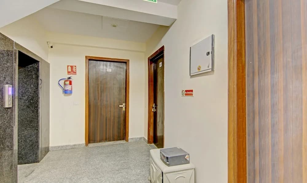 Treebo Trend Dwarka Residency - photo 12
