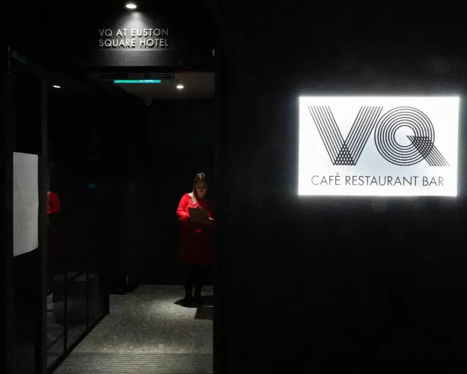Euston Square Hotel - photo 19