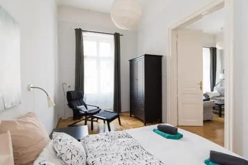 White Apartment - photo 4
