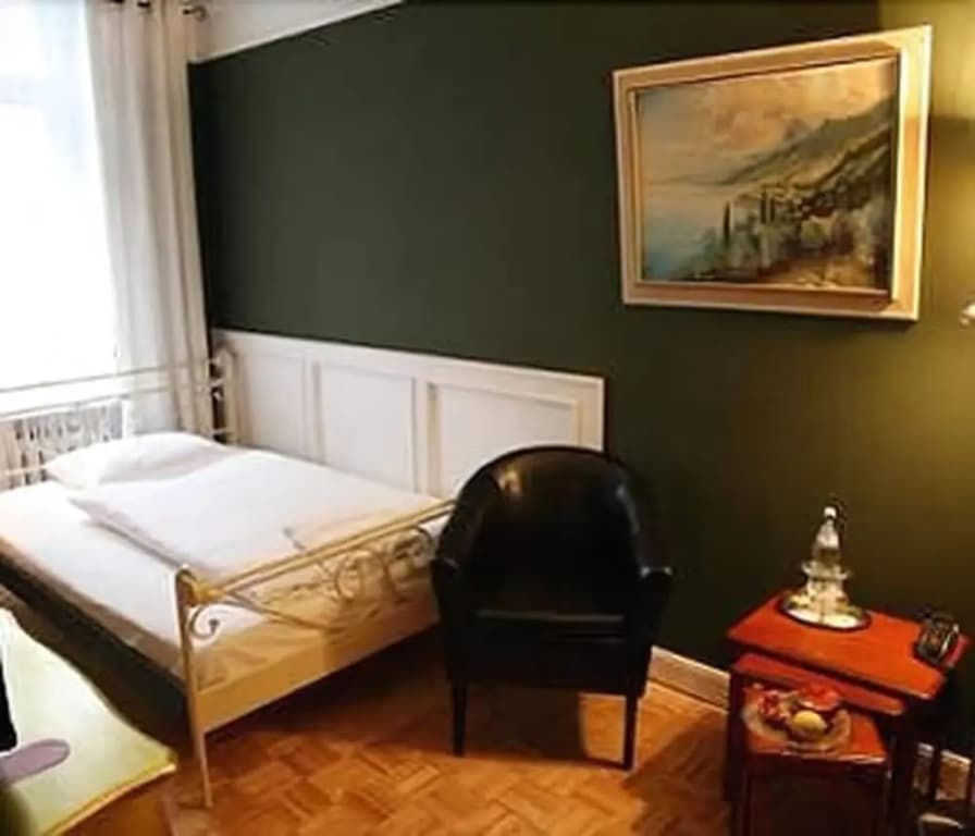 Hotel Maison Am Olivaer Platz - photo 6
