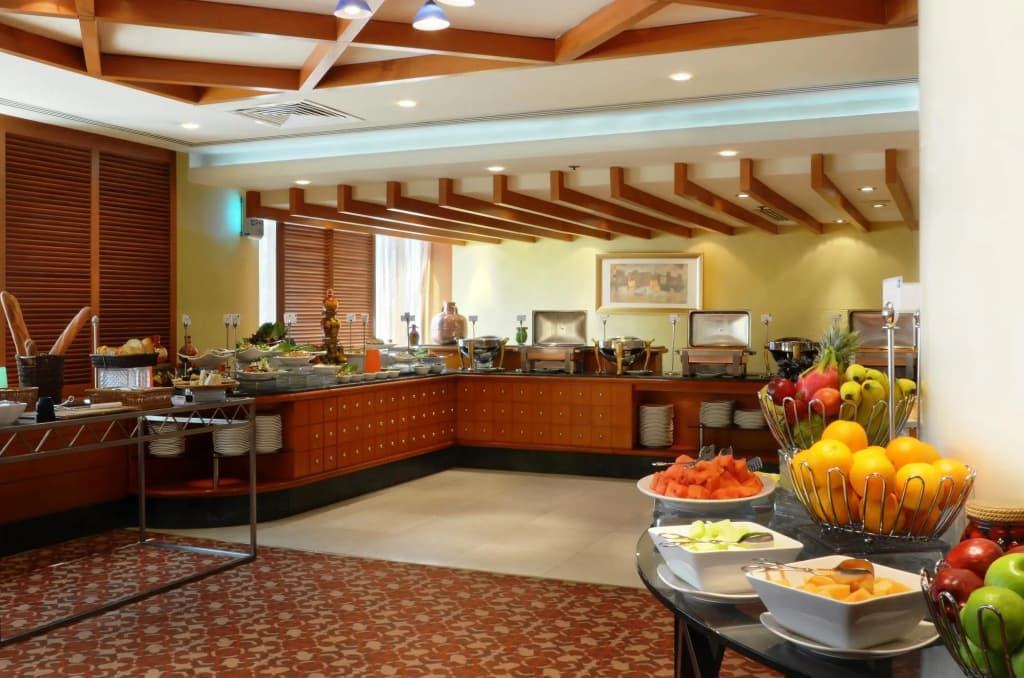Swiss Belhotel Sharjah - photo 8