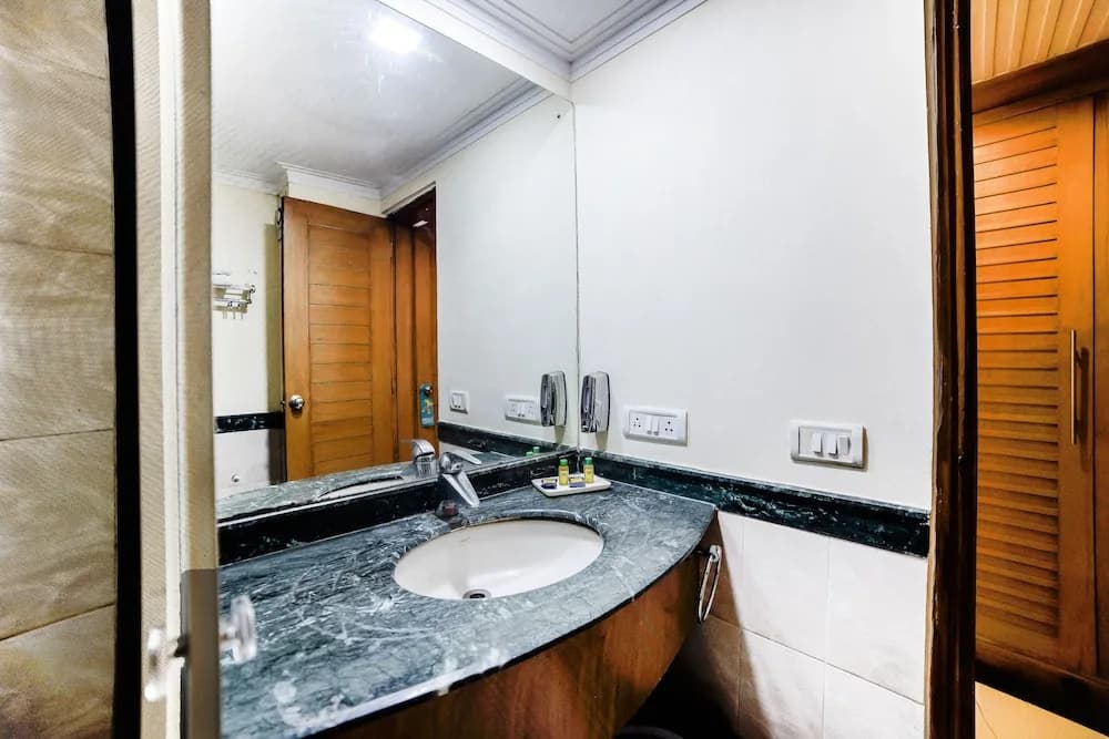 FabHotel BMK GK1 - photo 8