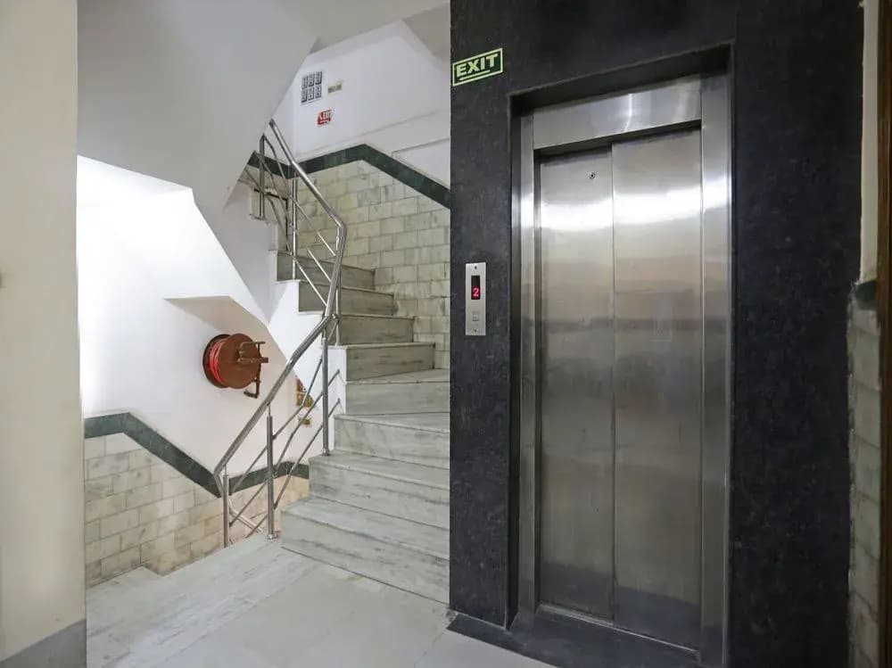 OYO 13277 Hotel Neelam Palace - photo 13