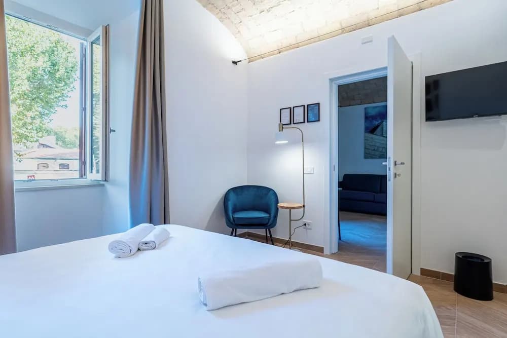 Urban Vatican Rooms - photo 13