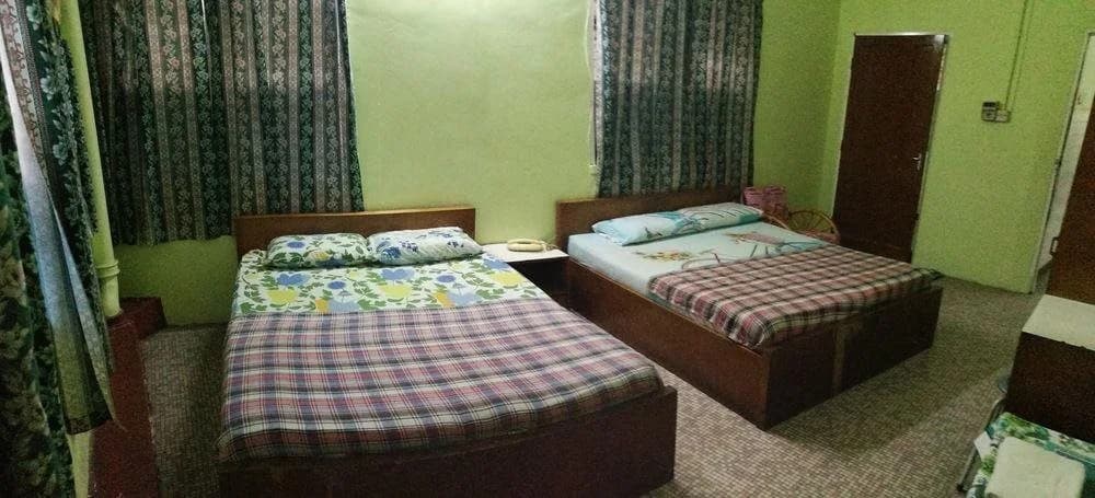 Paradise Hotel - main photo