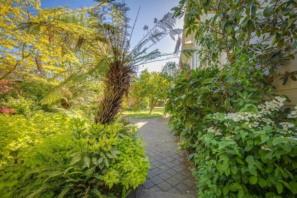 The Heart of Emerald Bed & Breakfast - photo 2