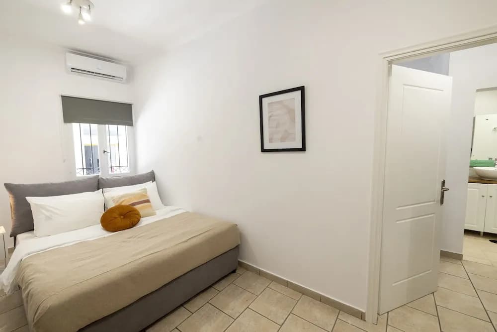 Phaedrus Living: Athens Studios Angel - photo 8