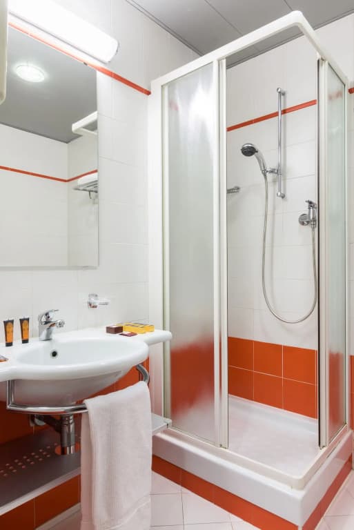B&B Hotel Milano La Spezia - photo 20