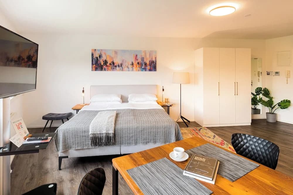 URBAN ISLAND - Riverside Apartments - photo 29