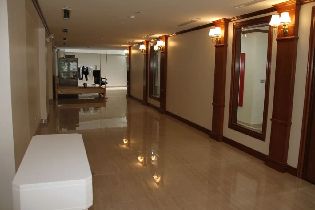 H&H Building - photo 11