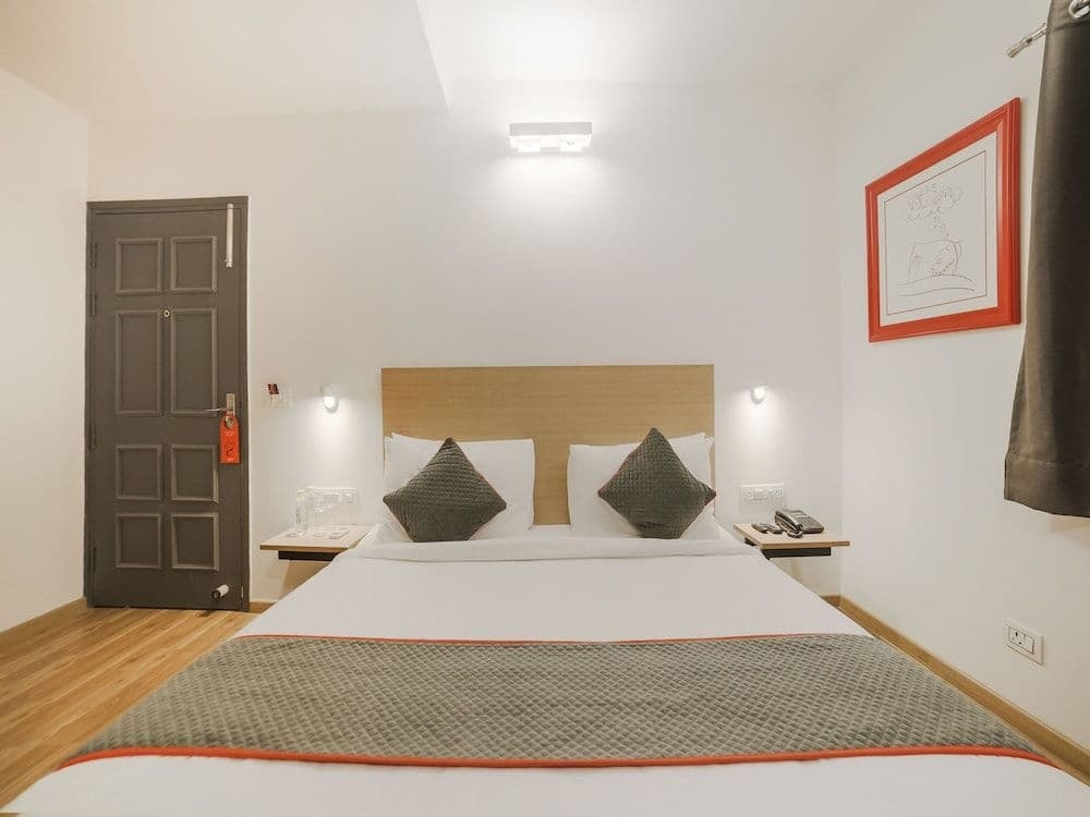 Oyo Townhouse 082 Chander Nagar Janakpuri - photo 5