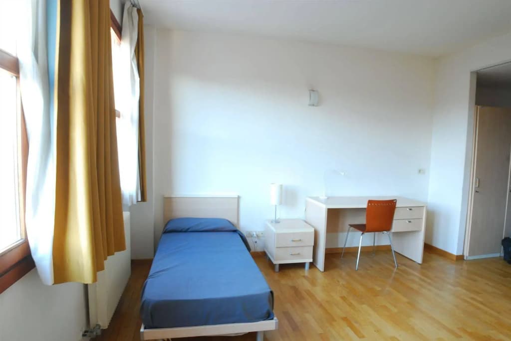 Sunny Terrace Hostel - photo 3