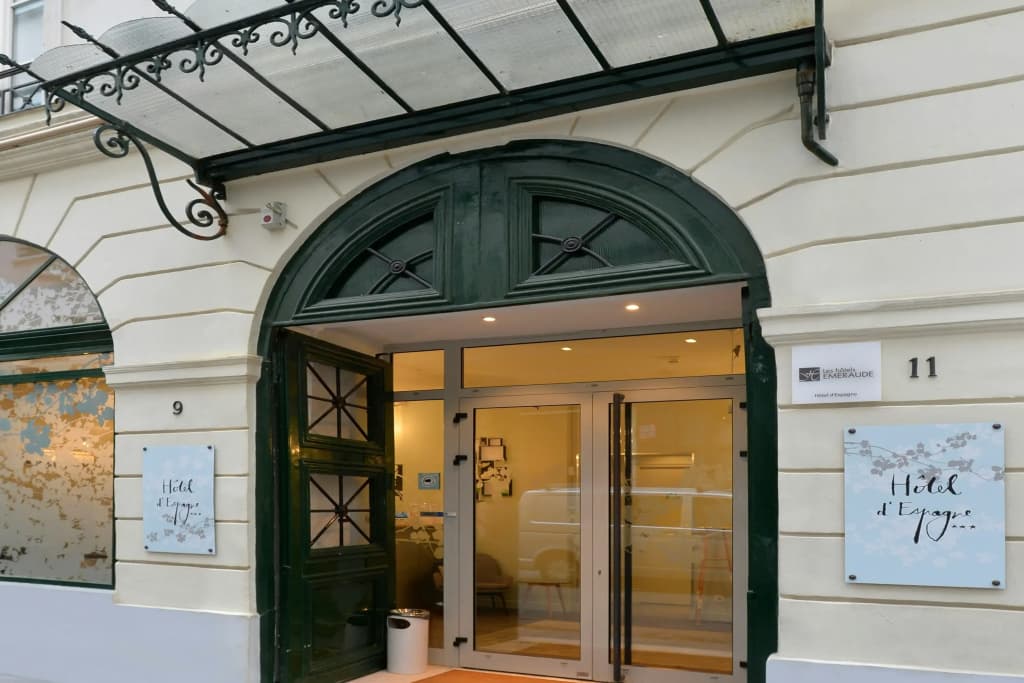 Hôtel d'Espagne - photo 1