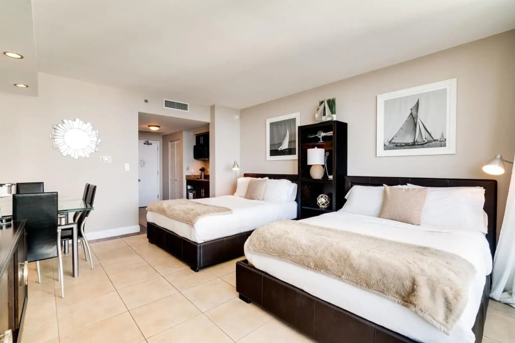 Ocean Million Dollar View Studio + Balcony #3 - photo 3
