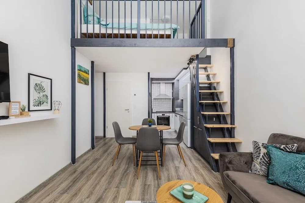 Venus Apartments - Westside Residence - photo 9