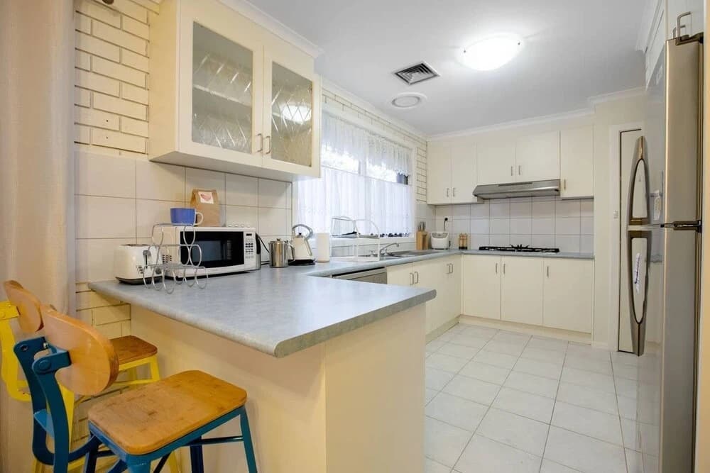 Quiet & Peaceful 3bed2bath Home @keilor Downs - photo 15