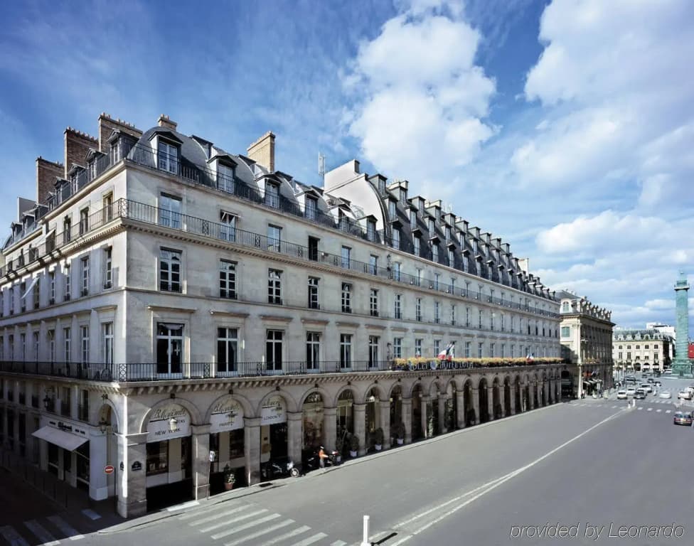 Lotti Paris - photo 1