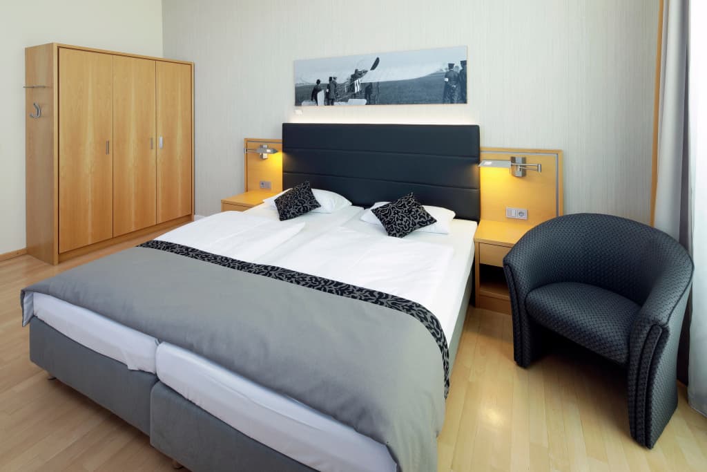Airporthotel Berlin Adlershof - photo 6