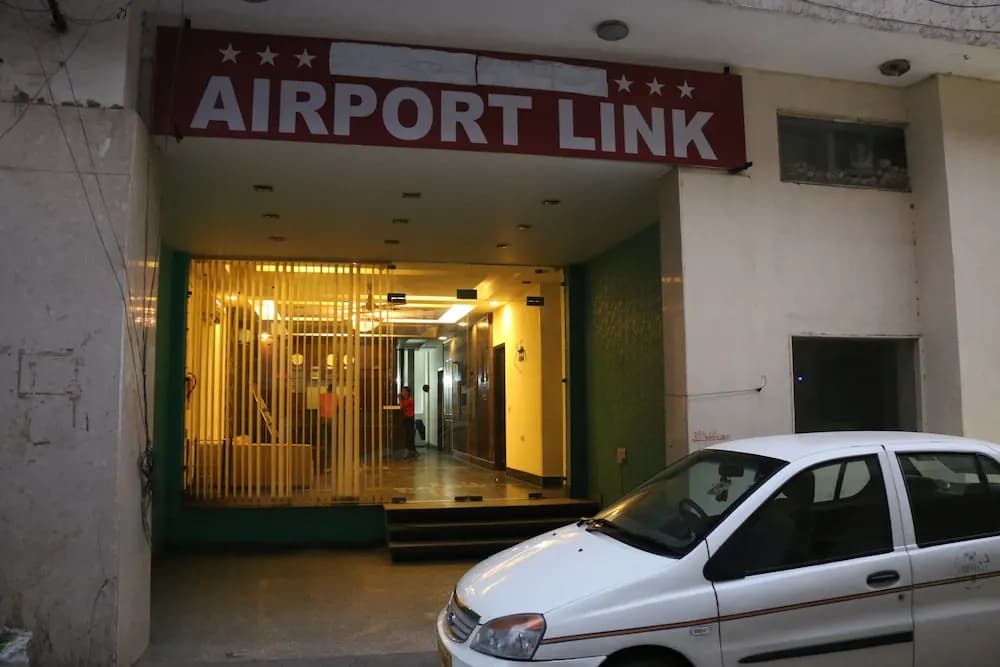 Hotel Airport Link - main photo