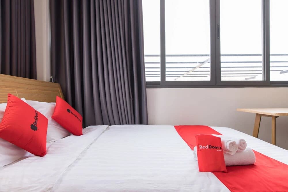 RedDoorz Premium near E-Town - photo 5