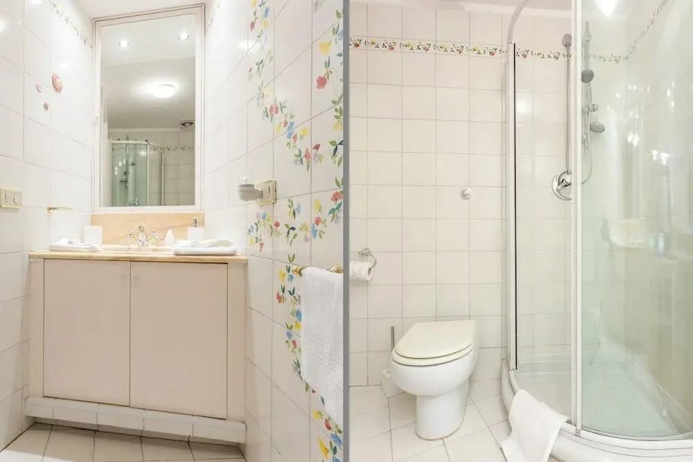 Three bedrooms Spagna Apartment - photo 17