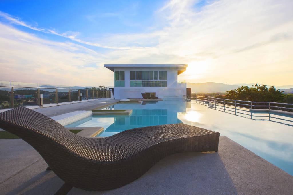 The WIDE Condotel - Phuket - photo 14