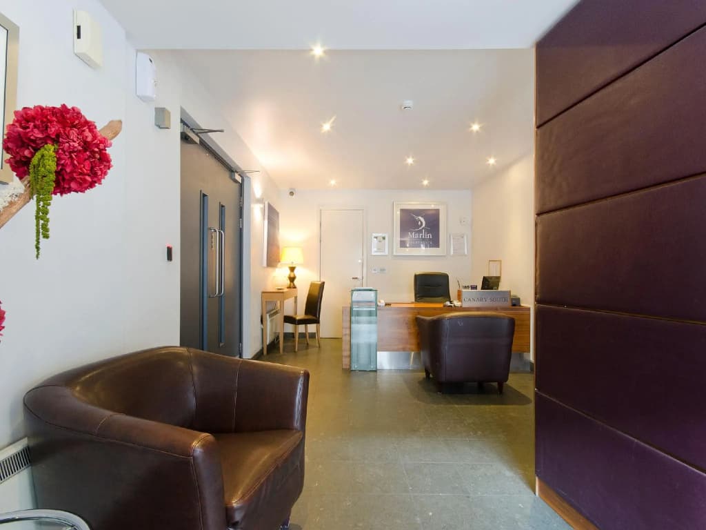Marlin Apartments Canary Wharf - photo 12