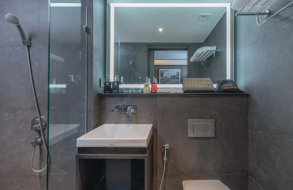 The Gravitique Hotel Khaosan - photo 16